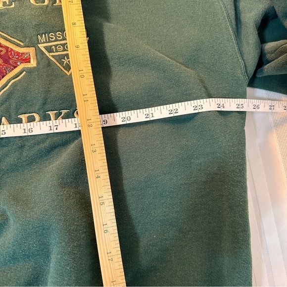 Vintage unisex tourist destination sweatshirt size XL green army embroidered - Picture 8 of 10